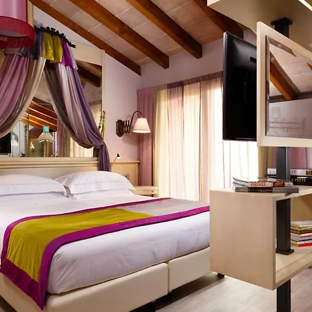 Sull'arno 5* פירנצה